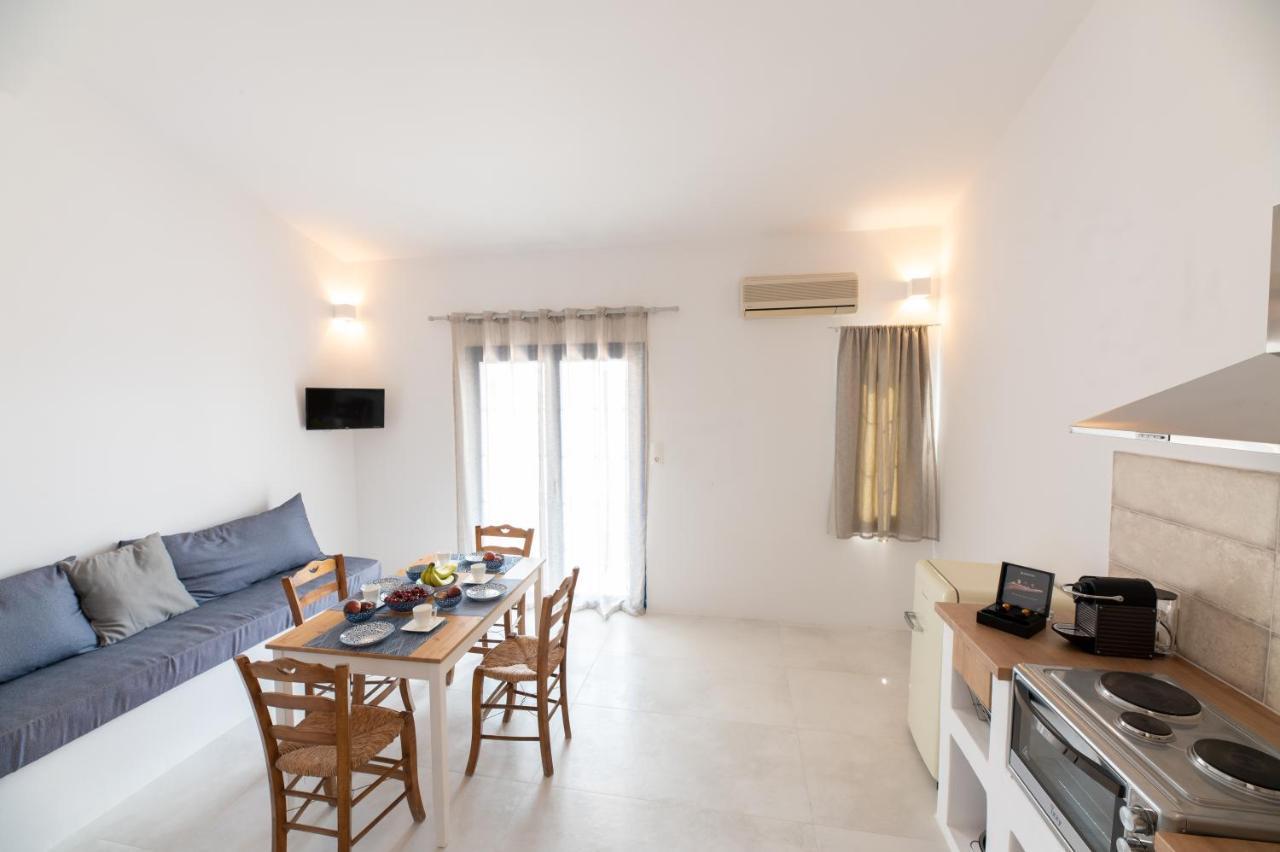 Muses Apartments Agia Anna  Ngoại thất bức ảnh