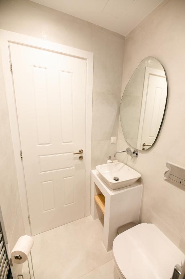 Muses Apartments Agia Anna  Ngoại thất bức ảnh